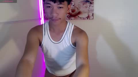 itsme_cxhennn online show from 20, 10, 2025