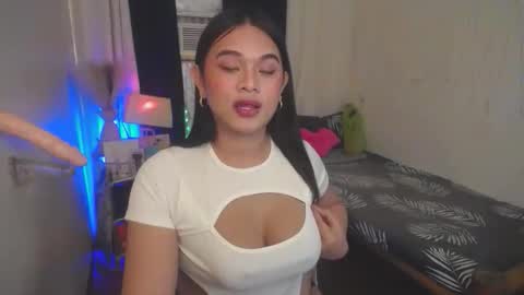 Snapshot of itsme_jazzy chatting on 16, 12, 2025 JAZ online show from 16, 12, 2025