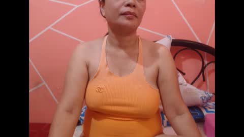 Snapshot of itsme_kitty chatting on 8, 3, 2026 Kitty online show from 8, 3, 2026