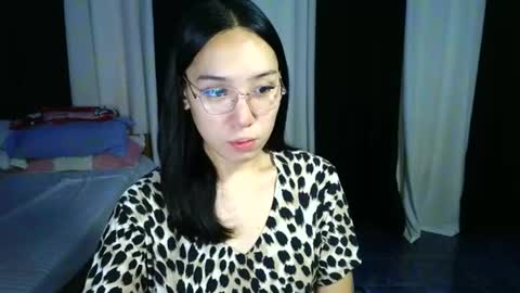 itsmehotqueen online show from 9, 5, 2026