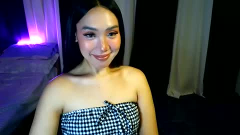 itsmehotqueen online show from 10, 5, 2026
