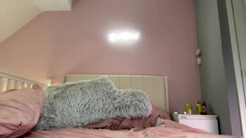 Snapshot of itsmelolax chatting on 21, 2, 2025 Lola online show from 21, 2, 2025