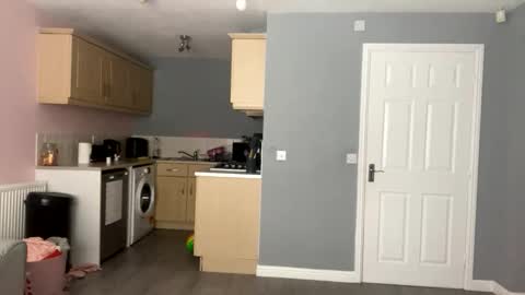 Snapshot of itsmelolax chatting on 19, 9, 2025 Lola online show from 19, 9, 2025