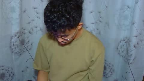 Snapshot of itsyour_asianboy chatting on 11, 10, 2025 just call me francis online show from 11, 10, 2025