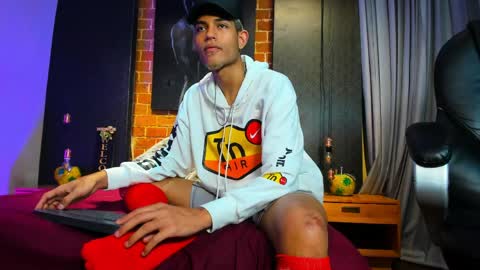 itszairen online show from 13, 5, 2026