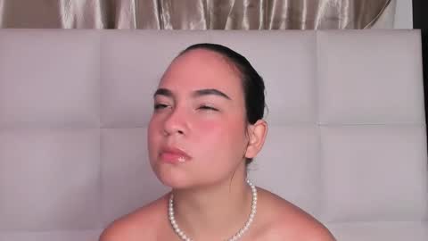 ittlee_angel online show from 11, 10, 2025