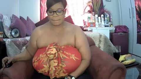 Snapshot of itumeleng74 chatting on 29, 12, 2024 itumeleng74 online show from 29, 12, 2024