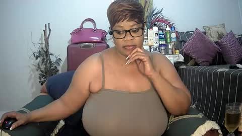 Snapshot of itumeleng74 chatting on 20, 1, 2025 itumeleng74 online show from 20, 1, 2025