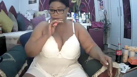 Snapshot of itumeleng74 chatting on 8, 2, 2025 itumeleng74 online show from 8, 2, 2025