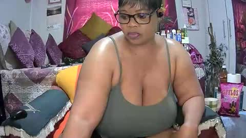 Snapshot of itumeleng74 chatting on 20, 9, 2025 itumeleng74 online show from 20, 9, 2025