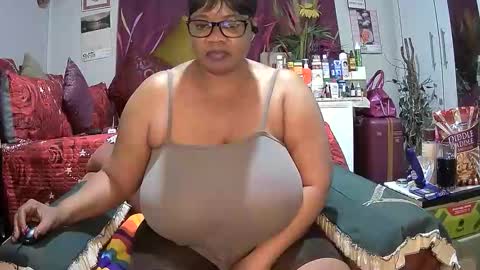 Snapshot of itumeleng74 chatting on 28, 9, 2025 itumeleng74 online show from 28, 9, 2025