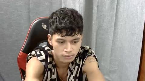 itzme_john online show from 10, 4, 2026