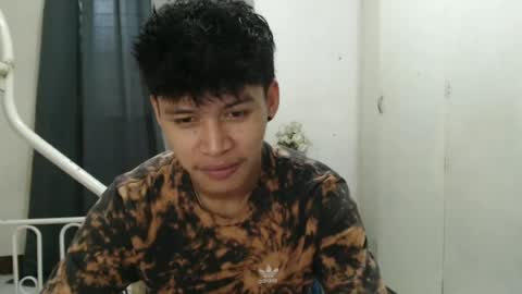 Snapshot of itzme_john chatting on 19, 6, 2026 itzme_john online show from 19, 6, 2026