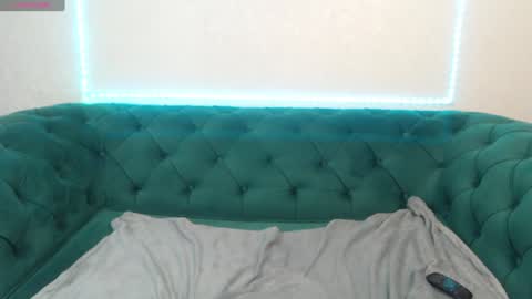 ivanacharm online show from 25, 1, 2025