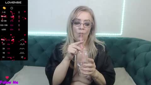 ivanacharm online show from 25, 2, 2025