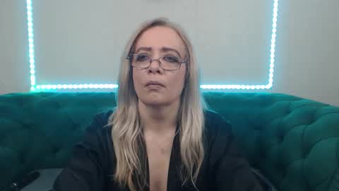 ivanacharm online show from 19, 1, 2026