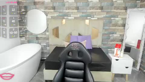 Snapshot of ivanna_tay1 chatting on 4, 7, 2026 ivanna_tay1 online show from 4, 7, 2026