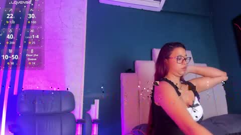 Snapshot of ivanna_wesley chatting on 12, 5, 2026 Ivanna online show from 12, 5, 2026