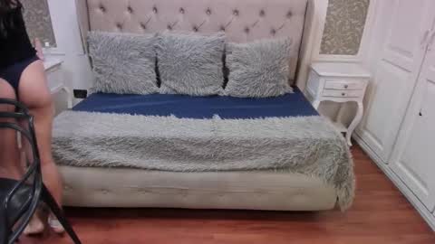 Ivet  online show from 5, 10, 2025