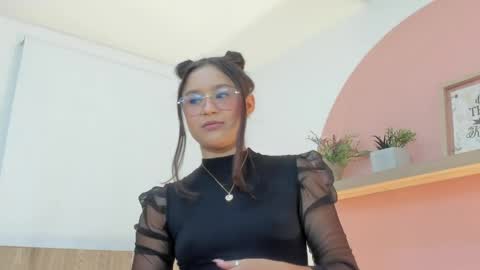 I V E T T E online show from 21, 5, 2026