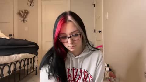 Snapshot of iveyjade33 chatting on 1, 10, 2025 ivey jade online show from 1, 10, 2025