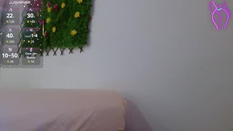 Ivon online show from 4, 10, 2025