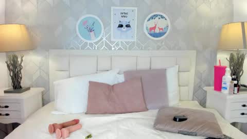 Snapshot of ivonny___ chatting on 25, 10, 2025 ivonny online show from 25, 10, 2025