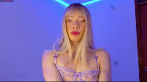 Snapshot of ivonnybonita_ chatting on 5, 1, 2026 Ivonny online show from 5, 1, 2026