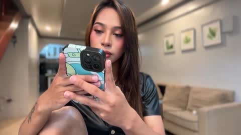 kirstenelsie online show from 14, 10, 2025