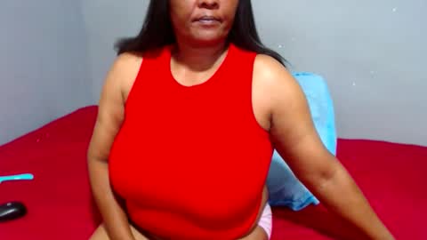 Snapshot of ivorytits48 chatting on 12, 1, 2025 IVORYTITS48 online show from 12, 1, 2025
