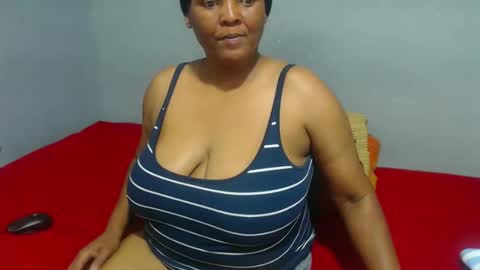 Snapshot of ivorytits48 chatting on 18, 2, 2025 IVORYTITS48 online show from 18, 2, 2025