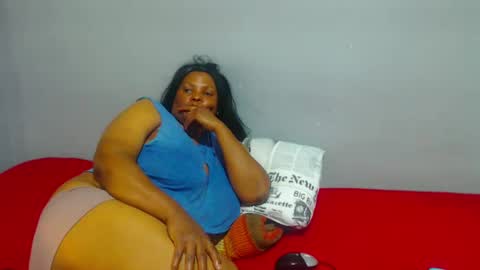 Snapshot of ivorytits48 chatting on 8, 3, 2025 IVORYTITS48 online show from 8, 3, 2025