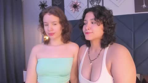 Ivy and Molly online show from 21, 1, 2025