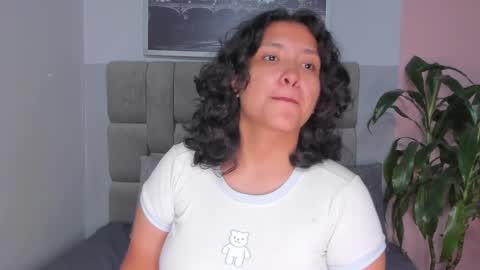 Ivy and Molly online show from 17, 9, 2025