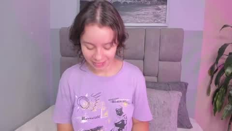 Ivy and Molly online show from 19, 9, 2025