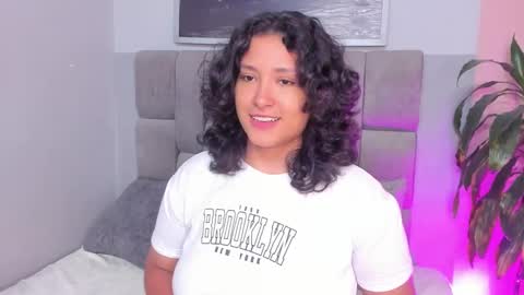 Ivy and Molly online show from 23, 9, 2025