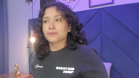 Ivy and Molly online show from 28, 9, 2025