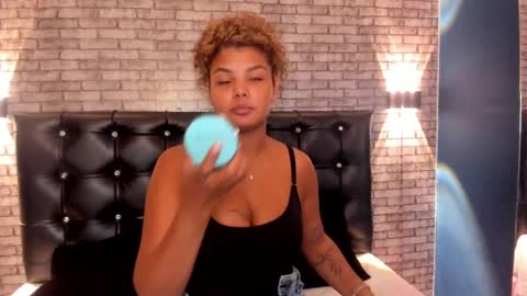 Snapshot of ivy_copper1 chatting on 1, 3, 2025 Ig ivycopper1 online show from 1, 3, 2025