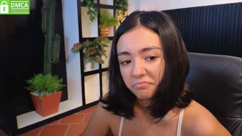 Snapshot of ivy_gail chatting on 29, 10, 2025 IVY online show from 29, 10, 2025