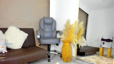 Daniela  online show from 11, 12, 2024