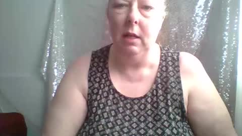 ivyjane3522 online show from 17, 5, 2026