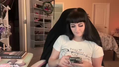 Snapshot of ivyminxxx chatting on 11, 1, 2025 Ivy Minxxx online show from 11, 1, 2025