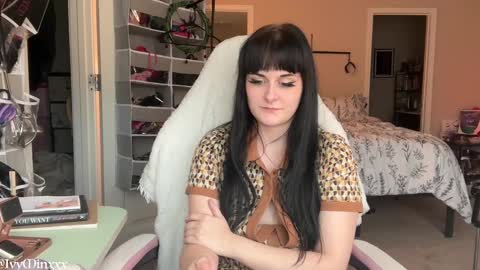 Snapshot of ivyminxxx chatting on 19, 1, 2025 Ivy Minxxx online show from 19, 1, 2025