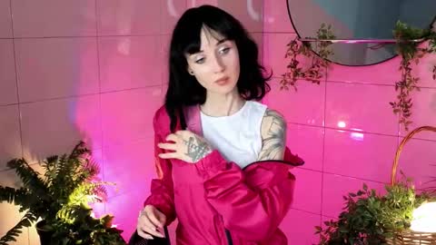 Snapshot of ivymotion chatting on 6, 11, 2025 Ivy online show from 6, 11, 2025