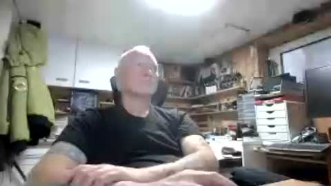 iwalknaked online show from 19, 7, 2026
