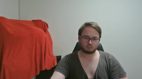 iwantfucknow online show from 15, 2, 2026