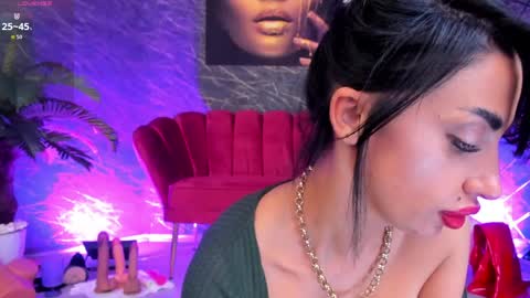 izabelatessa online show from 12, 5, 2026