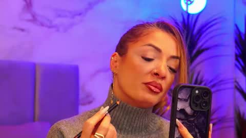 izabelle_02 online show from 13, 1, 2026