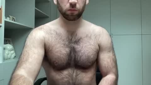 Izylduur online show from 11, 12, 2024