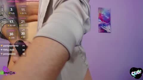Snapshot of izzy_cam chatting on 30, 12, 2024 Queen of nylon  Victoria online show from 30, 12, 2024